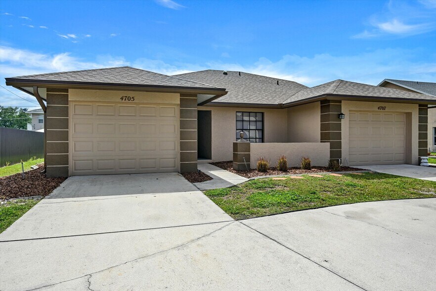 More Photos Of 4707 SW 8th Pl, Cape Coral Apartments For Sale