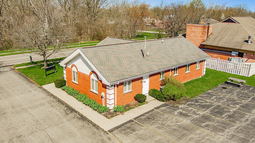 More Photos Of 822 Davison Rd, Lockport Coworking Space