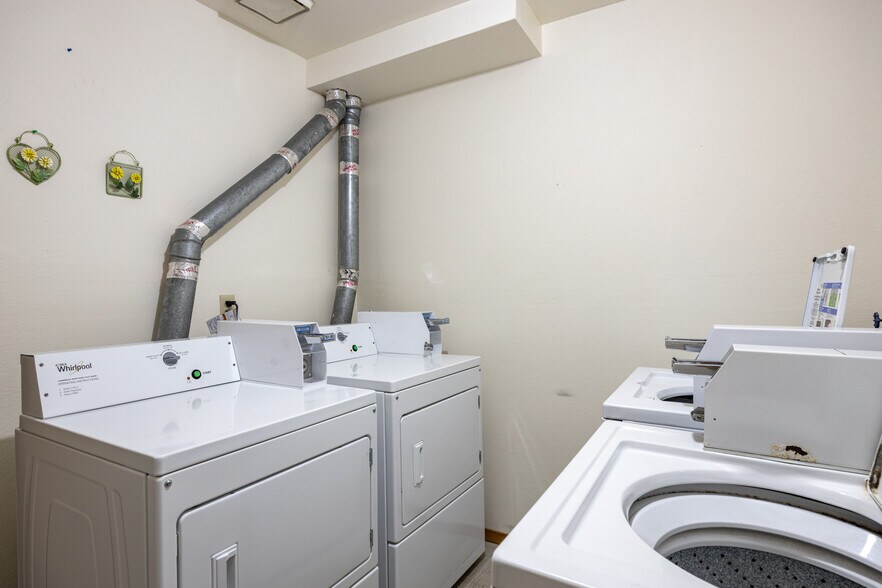 More Photos Of 205-235 W Calumet St, Appleton Apartments For Sale
