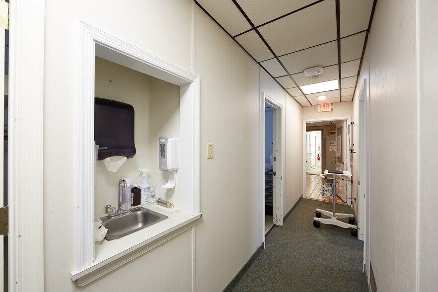More Photos Of 2792 Egypt Rd, Audubon Office Residential For Lease