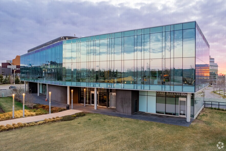 More Photos Of 5010 Richard Rd SW, Calgary Office For Lease