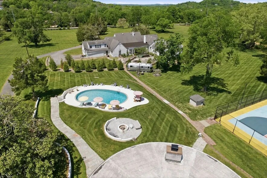 More Photos Of 5840 Hillsboro Pike, Nashville Land For Sale