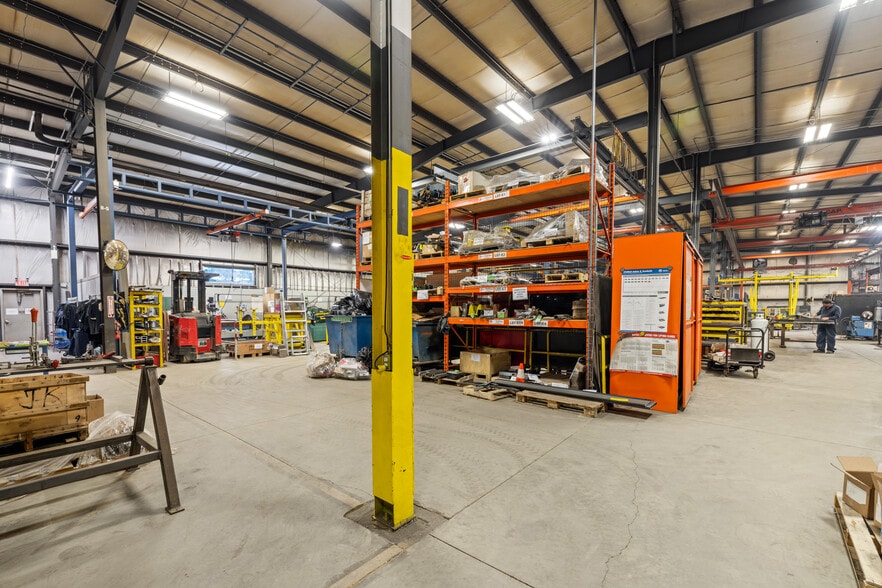 More Photos Of 306 Darrell Dr, Ayr Flex For Sale