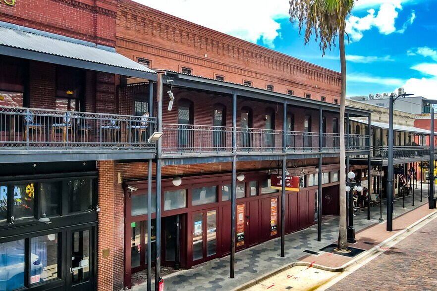 More Photos Of 1609 7th Ave, Ybor City Bar For Lease