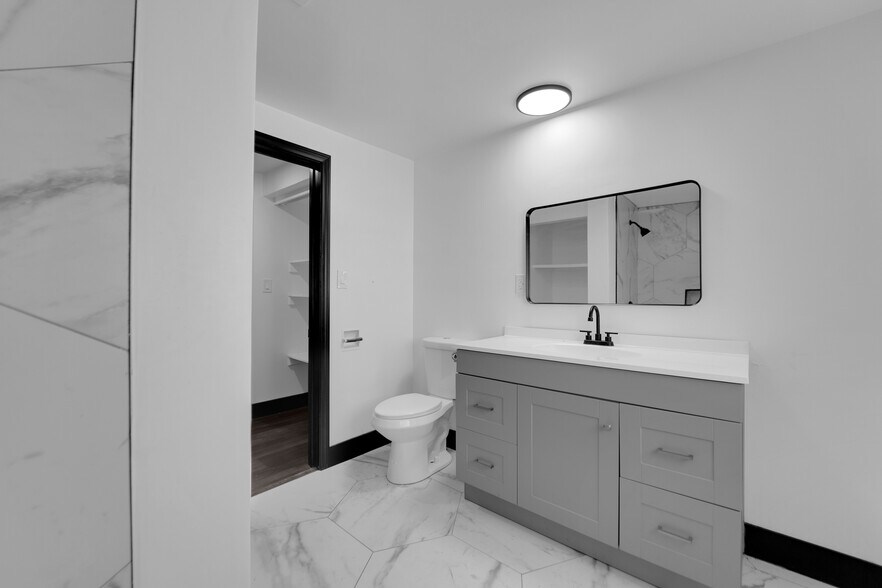 More Photos Of 530 S 7th St, Las Vegas Office Residential For Lease