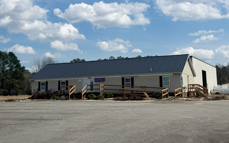 More Photos Of 2421 N Wesleyan Blvd, Rocky Mount Land For Lease