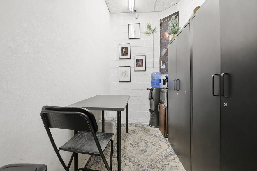 More Photos Of 7771-7781 W Sunset Blvd, Los Angeles Unknown For Lease