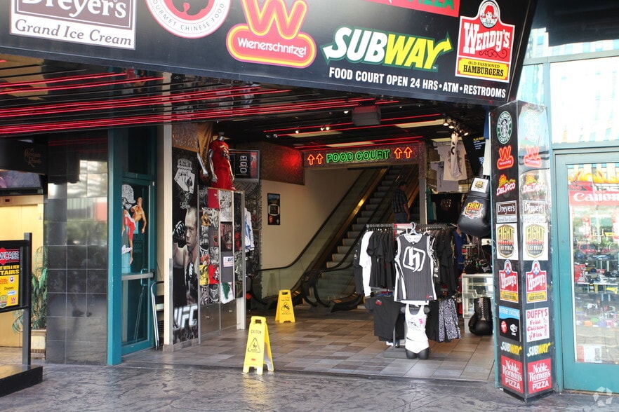 Primary Photo Of 3785 S Las Vegas Blvd, Las Vegas General Retail For Lease