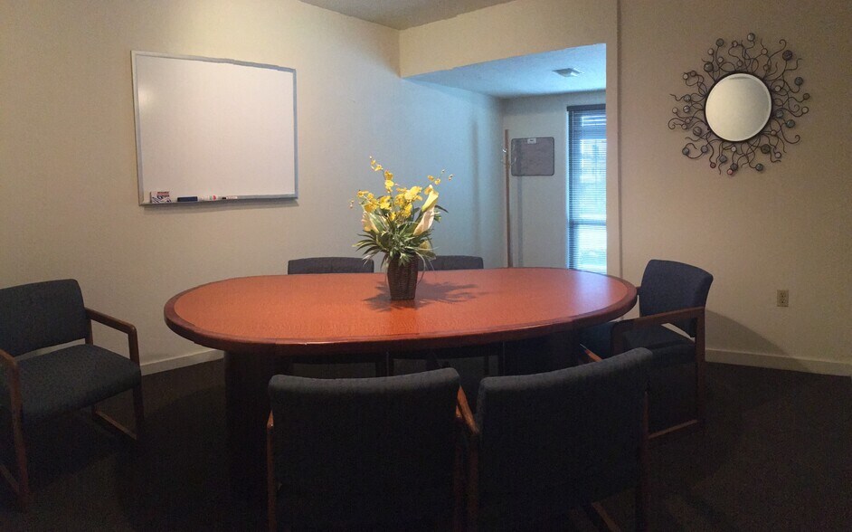 More Photos Of 2740 Fulton Ave, Sacramento Coworking Space