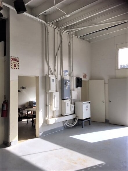 More Photos Of 735 Industrial Ave, Port Hueneme Food Processing For Lease