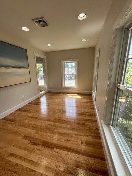 More Photos Of 683 Main St, Norwell Loft Creative Space For Lease