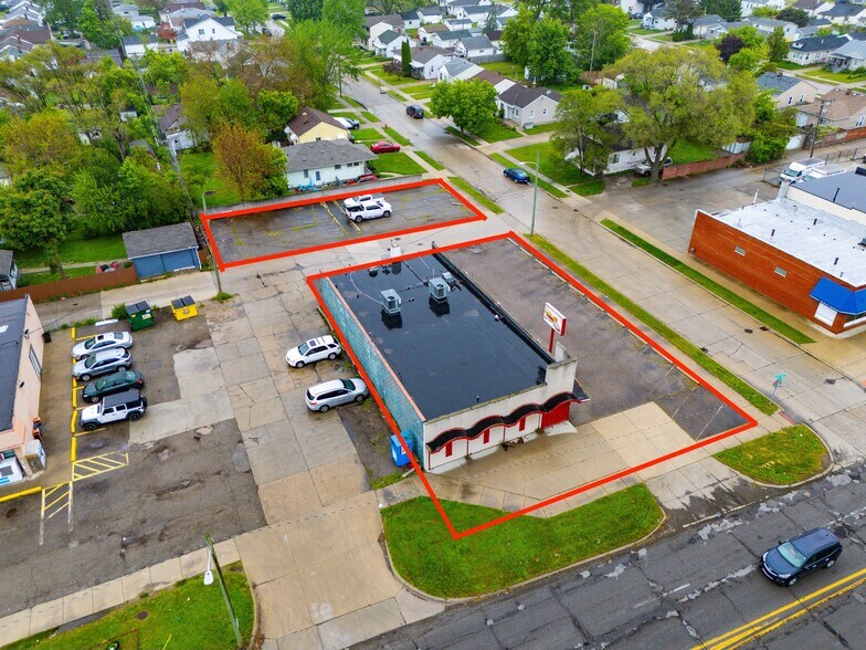 More Photos Of 15163 E 10 Mile Rd, Eastpointe Freestanding For Sale