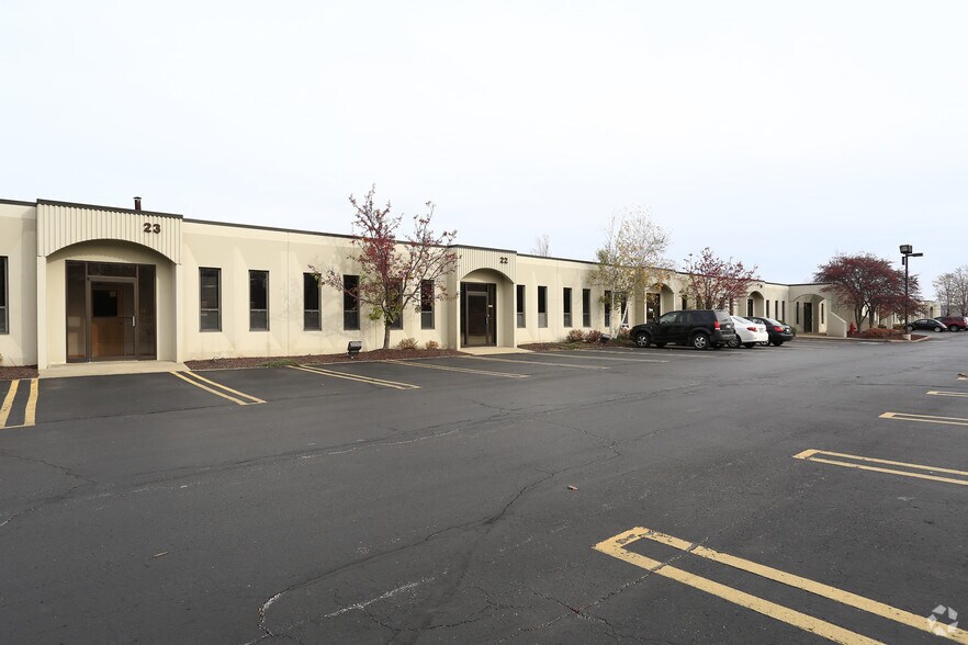 More Photos Of 981 Keynote Cir, Brooklyn Heights Office For Lease