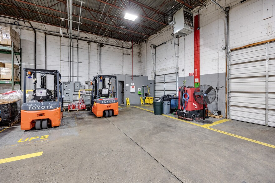 More Photos Of 301 N 4th St, Vineland Warehouse For Lease