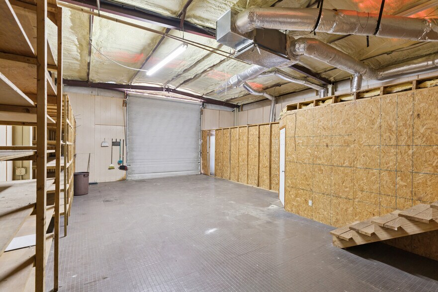 More Photos Of 26754 US-82, Waynesville Light Distribution For Sale