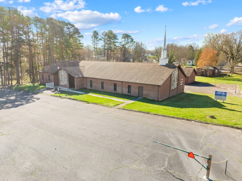 More Photos Of 334 N Oakland Ave, Statesville Specialty For Sale