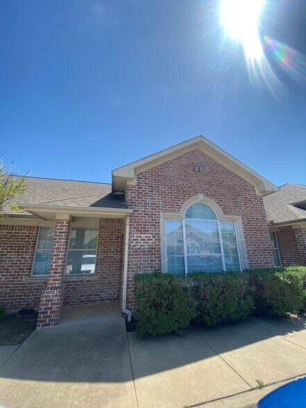 More Photos Of 2840 Keller Springs Rd, Carrollton Office For Sale