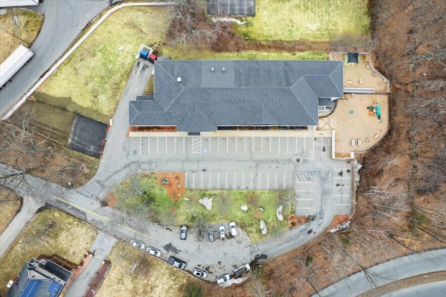 More Photos Of 443 W Lowell Ave, Haverhill Office For Sale