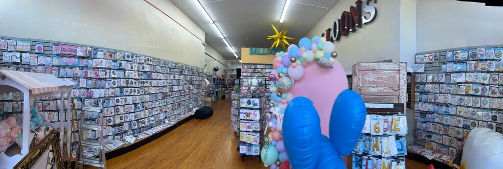 More Photos Of 414 W Main St, Denison General Retail For Sale