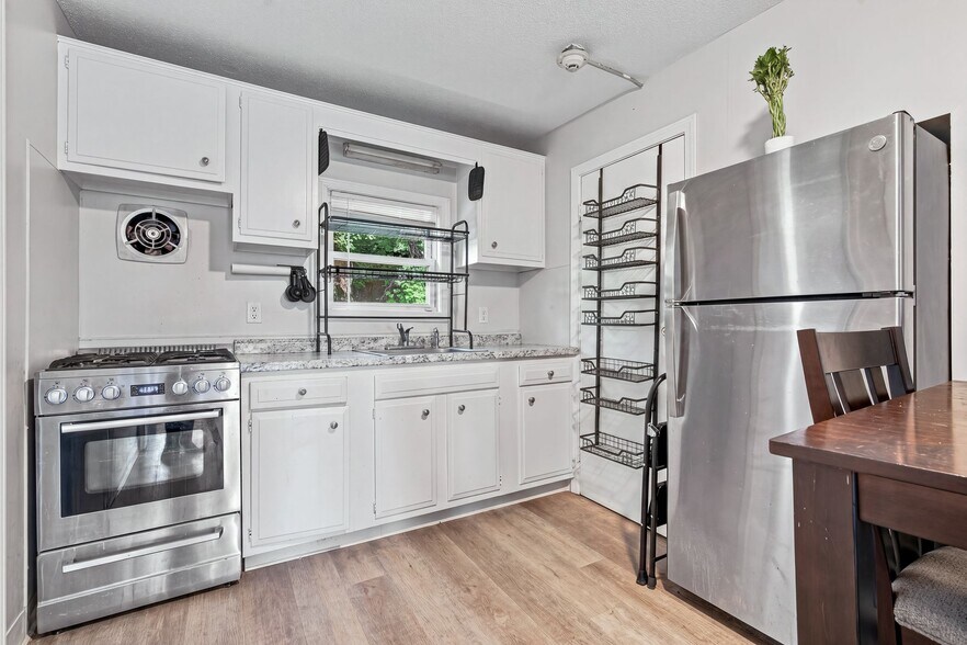More Photos Of 219 River St, Woonsocket Apartments For Sale