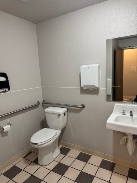 More Photos Of 750 Mendocino Ave, Santa Rosa Office For Lease