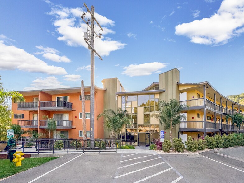 Primary Photo Of 195 Los Robles Rd, Novato Apartments For Sale