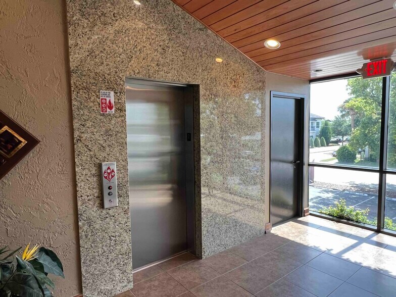 More Photos Of 501 S New York Ave, Winter Park Office For Lease