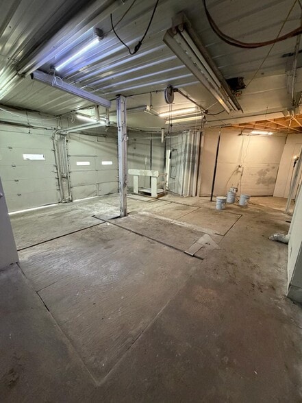 More Photos Of 923 Randolph Ave, Saint Paul Auto Repair For Sale