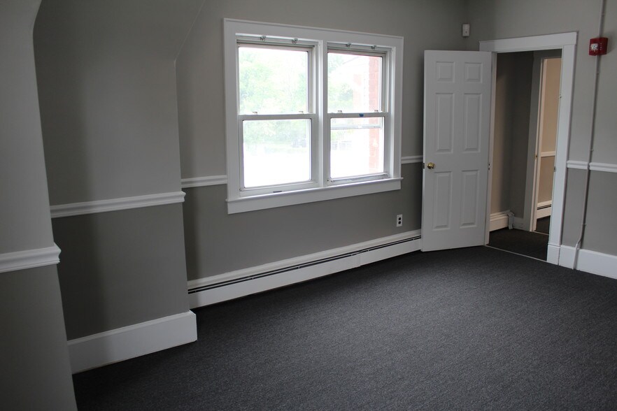More Photos Of 326 Broad St, Red Bank Medical For Sale
