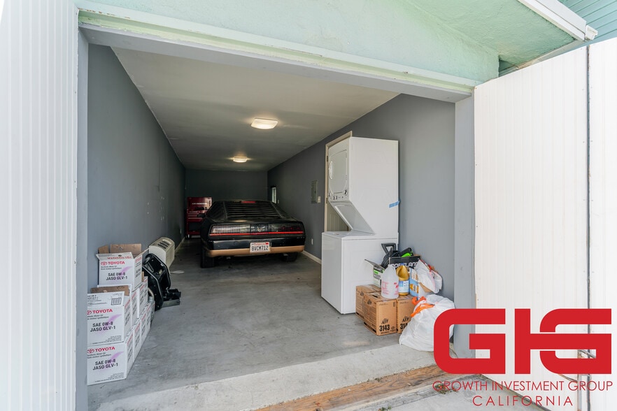 More Photos Of 1216 N St Andrews Pl, Los Angeles Multifamily For Sale