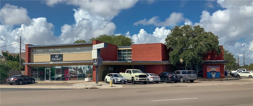 Primary Photo Of 2001 S Staples St, Corpus Christi Office For Sale