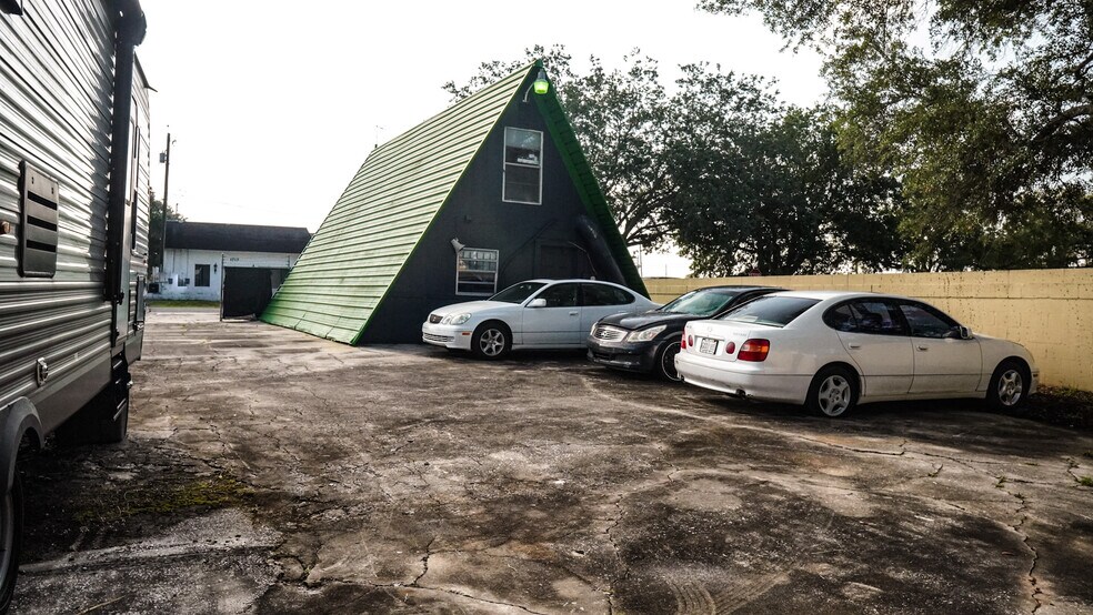 More Photos Of 1712 Kamler Ave, Orlando Office For Sale