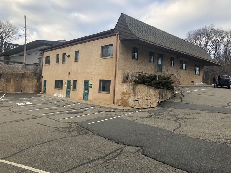 More Photos Of 3699 E Route 46, Parsippany Medical For Lease