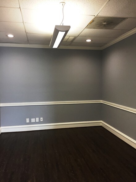 More Photos Of 4130 Spicewood Springs Rd, Austin Loft Creative Space For Lease