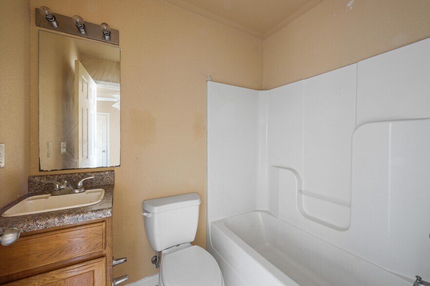 More Photos Of 5500 Hwy 75, Carville Apartments For Sale