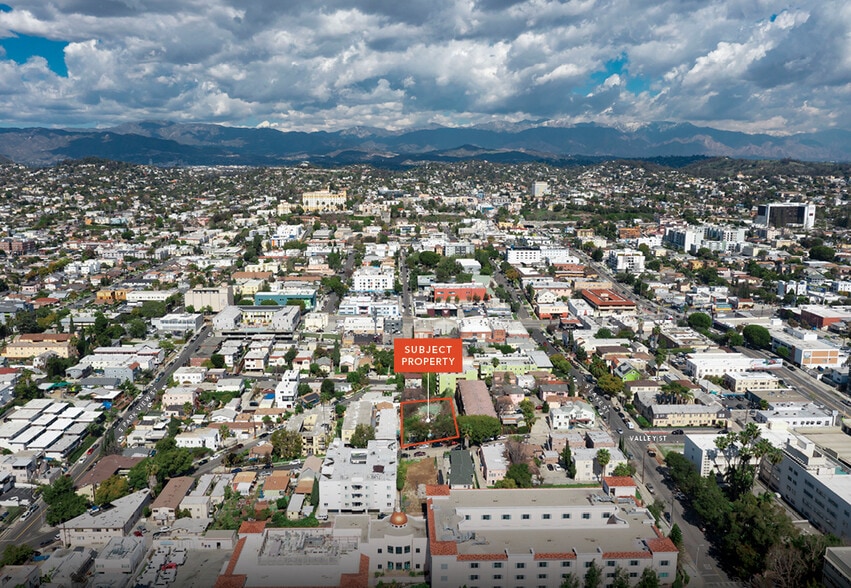 More Photos Of 2227 Valley St, Los Angeles Land For Sale
