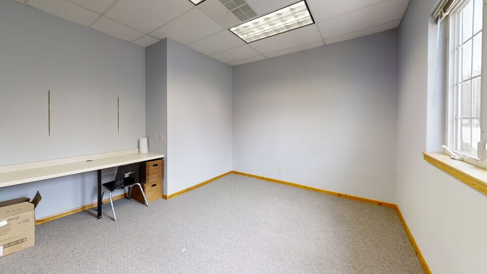 More Photos Of 112-118 S Main St, Medford Office For Sale