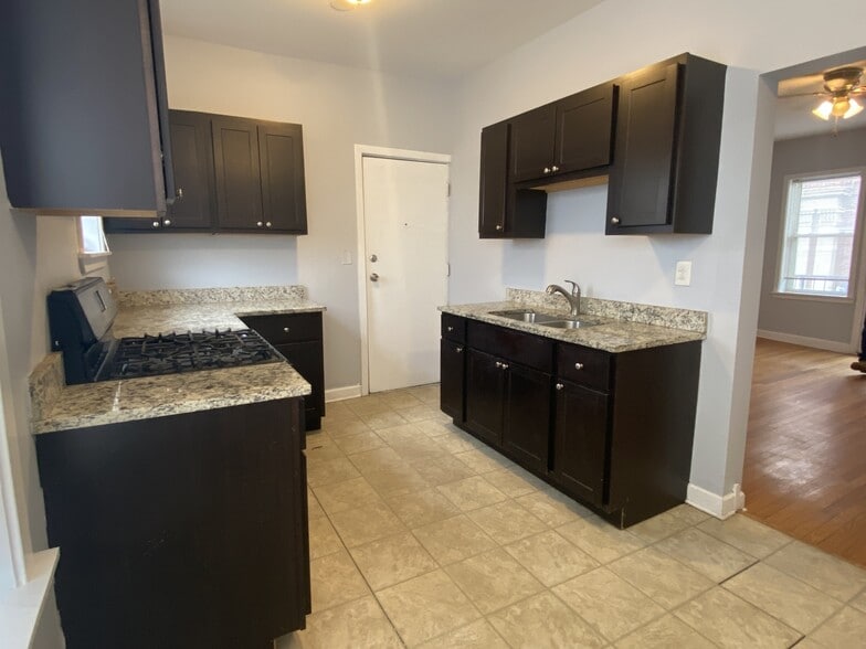 More Photos Of 7251-7261 S Phillips Ave, Chicago Apartments For Sale