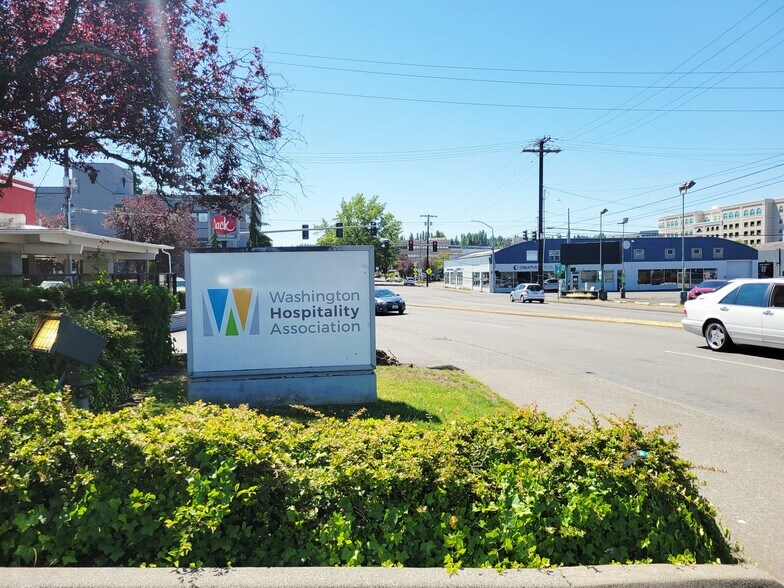 More Photos Of 510 Plum St SE, Olympia Office For Sale