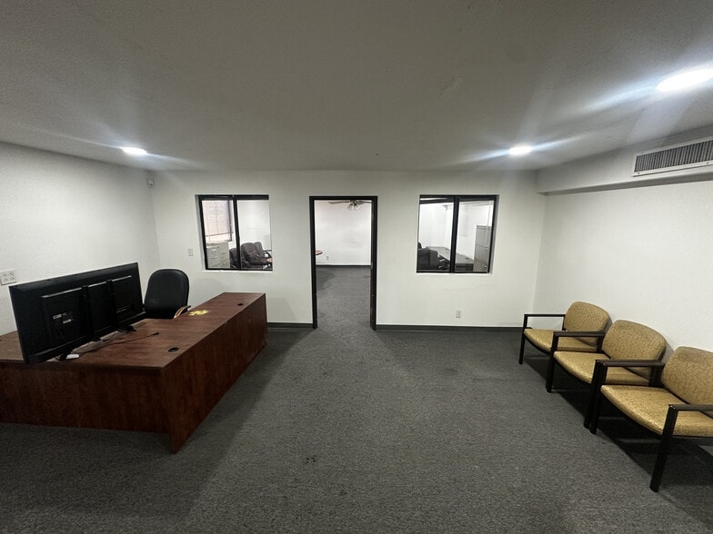 More Photos Of 4131 W Oquendo Rd, Las Vegas Warehouse For Sale