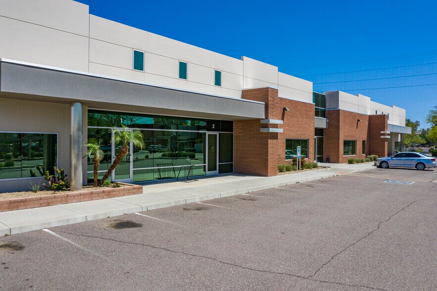 More Photos Of 5500 W Chandler Blvd, Chandler Unknown For Lease