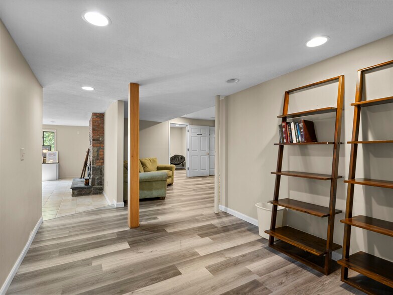 More Photos Of 55 S Hope Rdg, Traverse City Lodge Meeting Hall For Sale