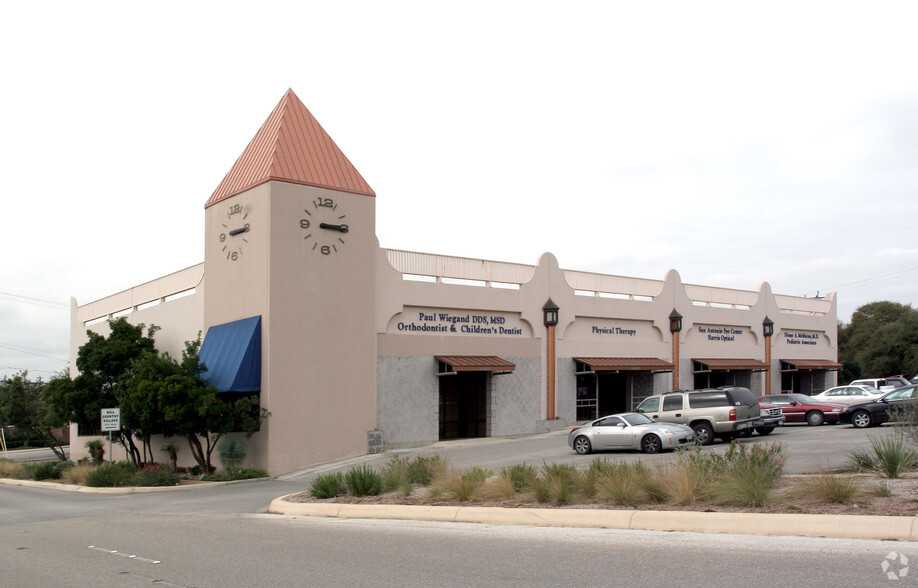 Primary Photo Of 14801-14819 San Pedro Ave, San Antonio Medical For Lease