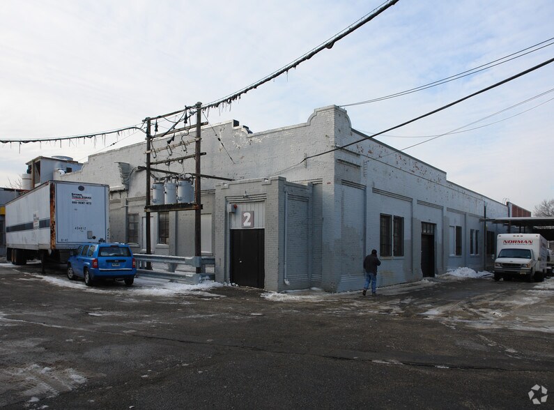 Primary Photo Of 425 Fairfield Ave, Stamford Warehouse For Lease
