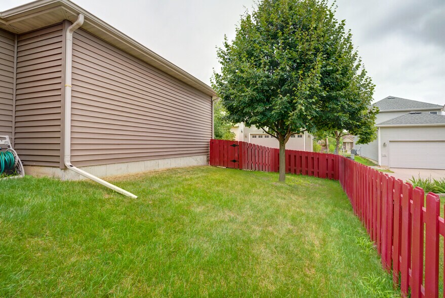 More Photos Of 705 Lone Oak Ln, Verona Assisted Living For Sale