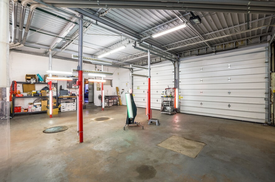 More Photos Of 3001 E Platte Ave, Colorado Springs Service For Sale