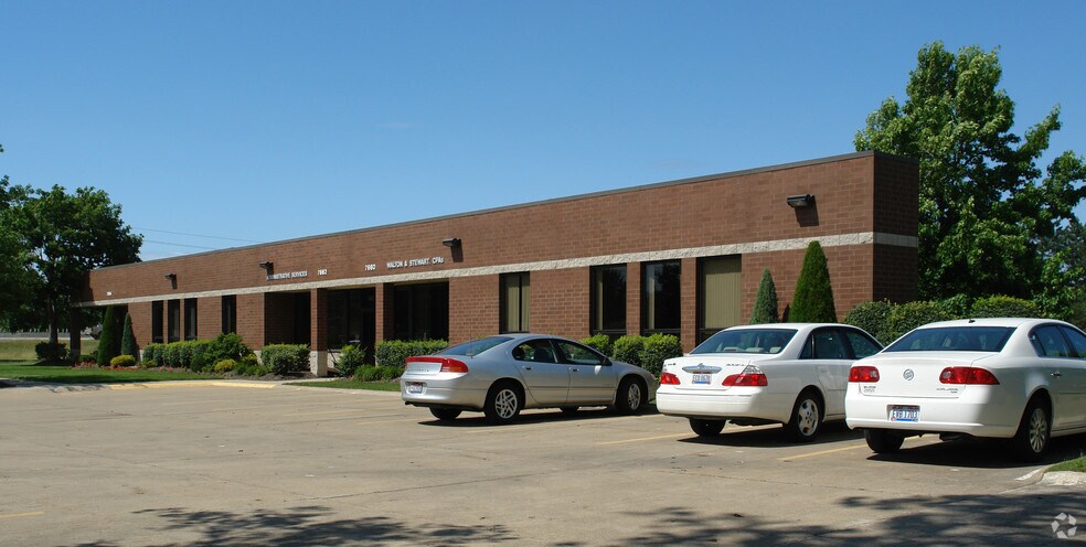 More Photos Of 7660-7670 Tyler Blvd, Mentor Office For Lease