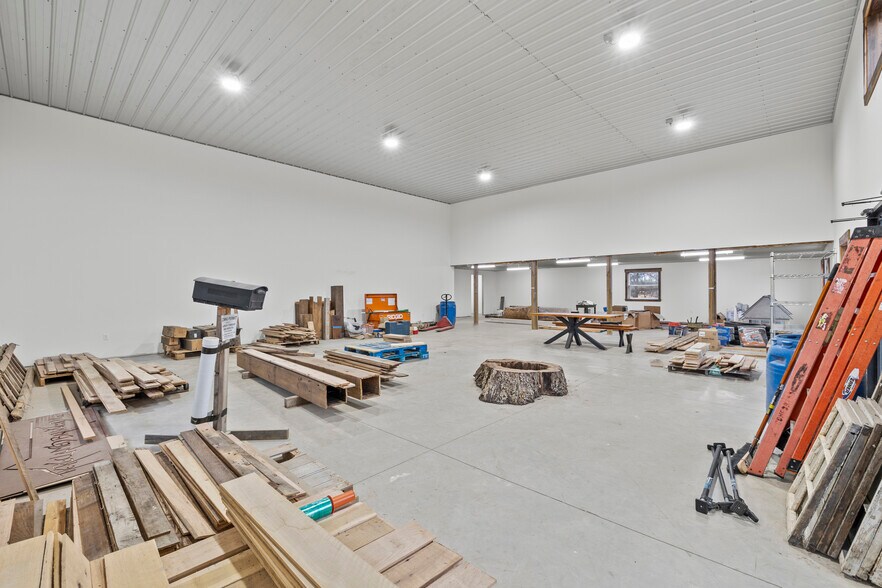 More Photos Of 4881 Hazelton Etna Rd SW, Pataskala Storefront Retail Office For Sale