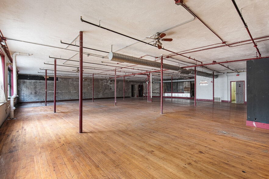 More Photos Of 71 Richmond St, Providence Office Residential For Lease