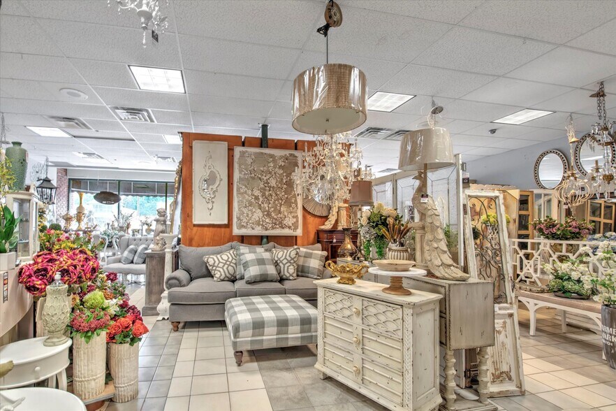 More Photos Of 1035 US Highway 9, Howell Storefront Retail Office For Lease